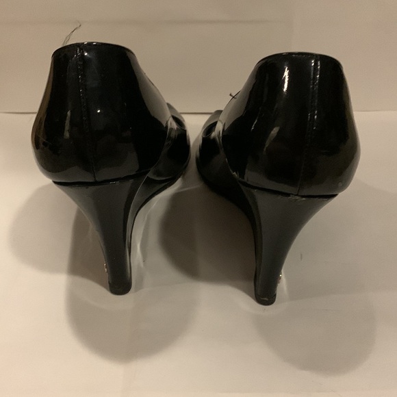 Authentic Gucci open toe wedges - Picture 4 of 6